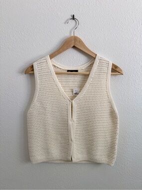 NWT Gap Vest